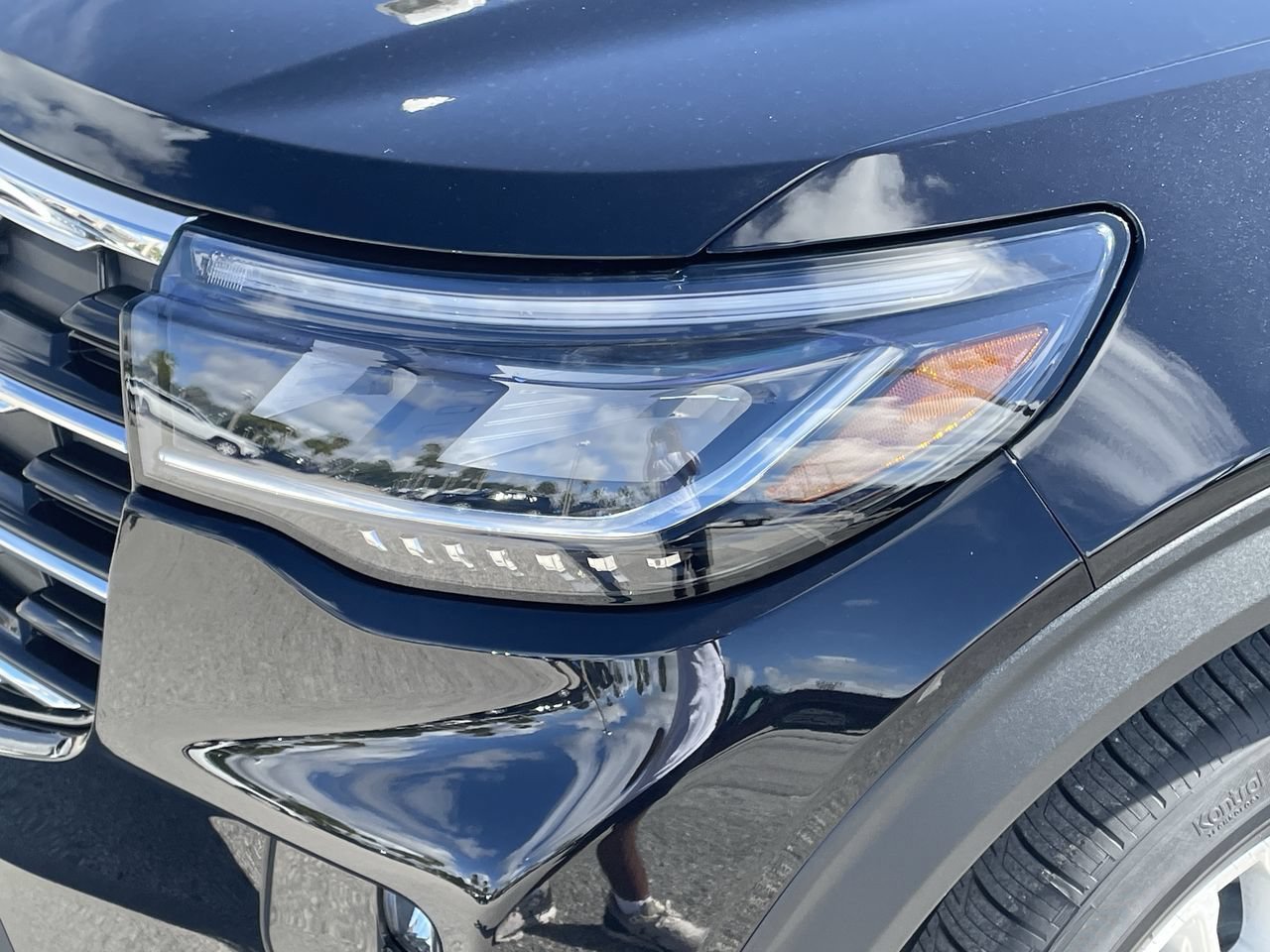 New 2027 Ford Explorer Active w/ Active Comfort Package RWD image 7