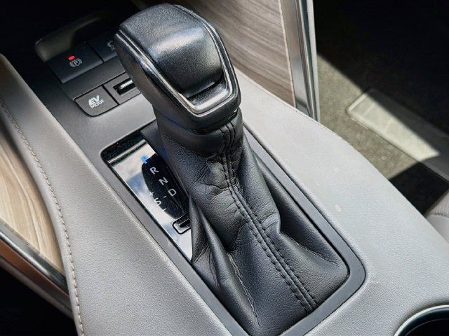 Used 2021 Toyota Venza Limited AWD/4WD image 27