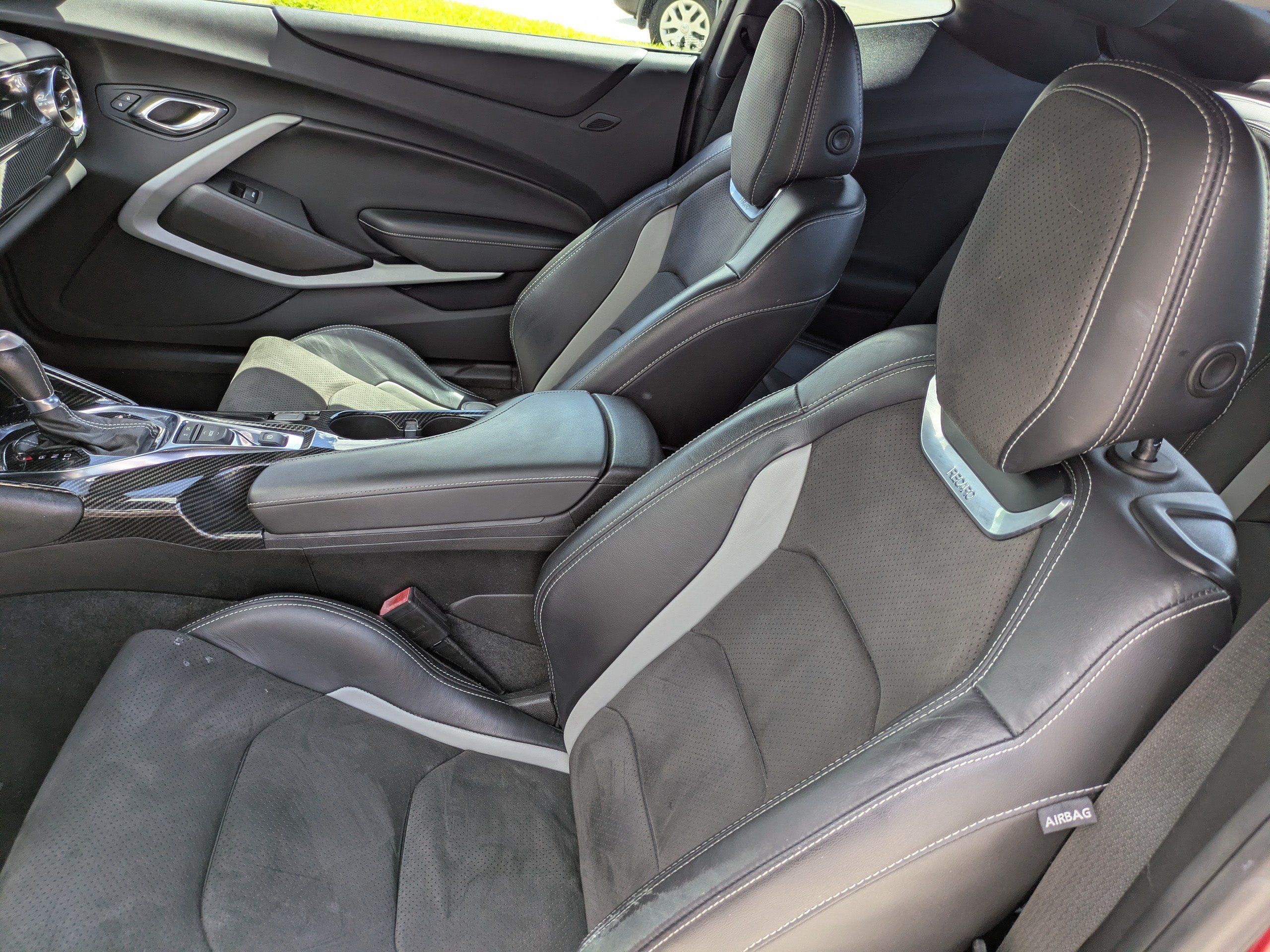 Used 2021 Chevrolet Camaro LT RWD image 13