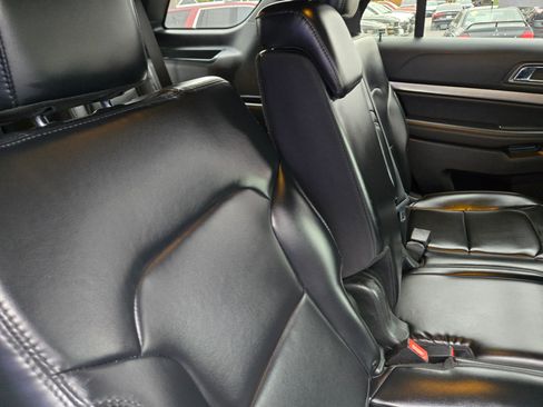 Used 2019 Ford Explorer XLT w/ Equipment Group 202A image 67