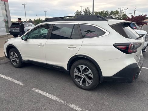 Used 2020 Subaru Outback Limited AWD/4WD image 4