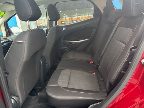 Used 2021 Ford EcoSport SE w/ SE Convenience Package image 28