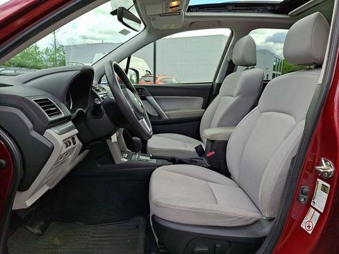 Used 2018 Subaru Forester 2.5i Premium w/ All-Weather Package AWD/4WD image 13