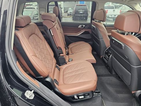 Used 2026 BMW X7 xDrive40i AWD/4WD image 28