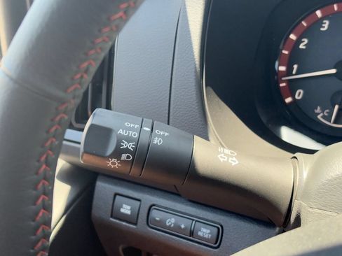 Certified 2025 Nissan Frontier Pro-X RWD image 15