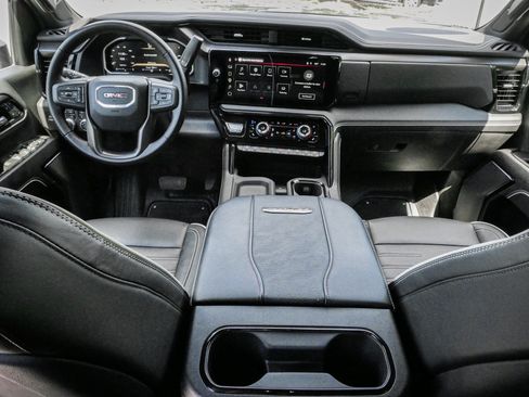 Used 2026 GMC Sierra 2500 AT4X AWD/4WD image 29