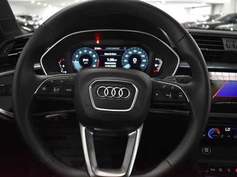 Used 2025 Audi Q3 2.0T Premium w/ Convenience Package AWD/4WD image 36