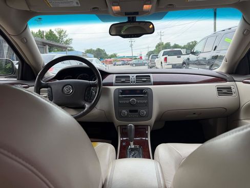 Used 2010 Buick Lucerne CXL FWD image 9