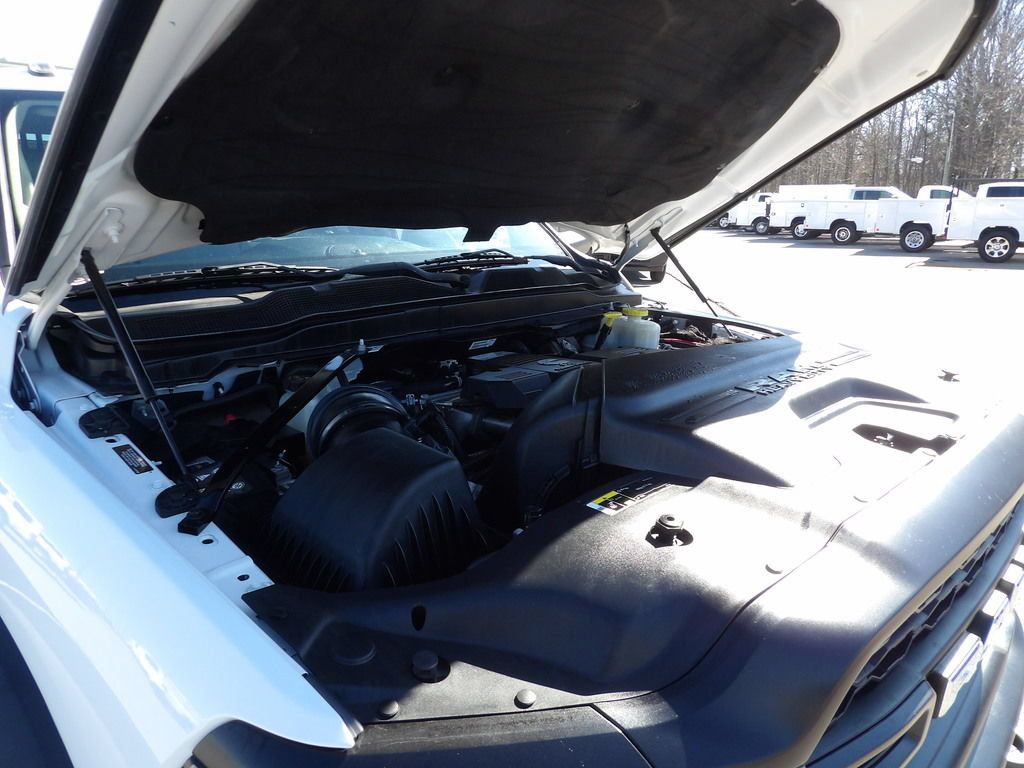 Used 2020 RAM 5500 Tradesman RWD image 43