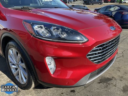 Used 2021 Ford Escape Titanium w/ Titanium Elite Package image 68