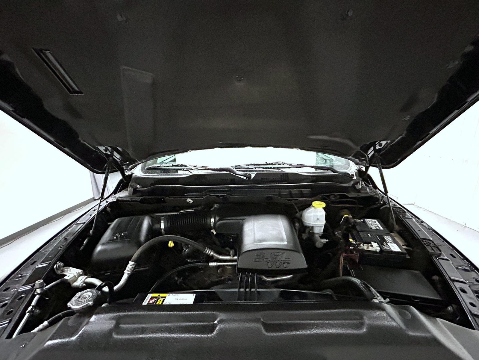 Used 2021 RAM 1500 Warlock w/ Electronics Group AWD/4WD image 29