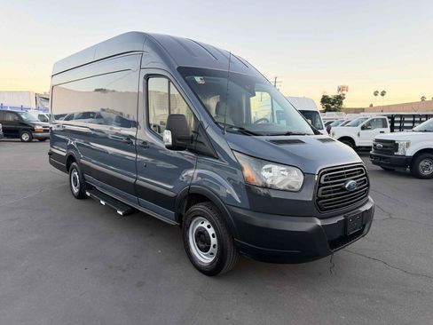 Used 2019 Ford Transit 250 148 High Roof Extended RWD image 1