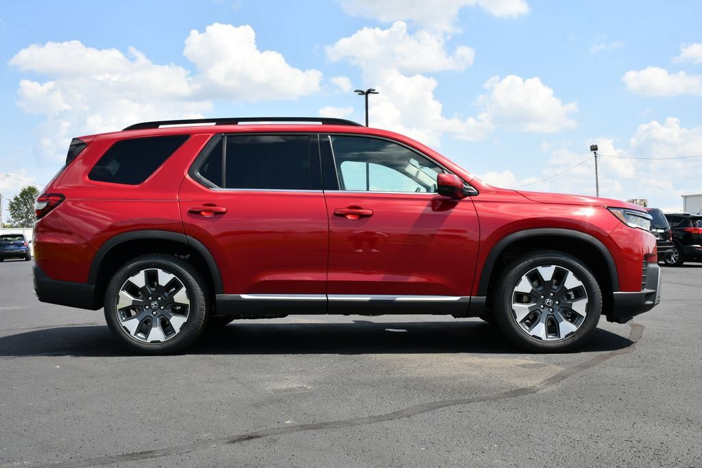 New 2026 Honda Pilot Touring image 8