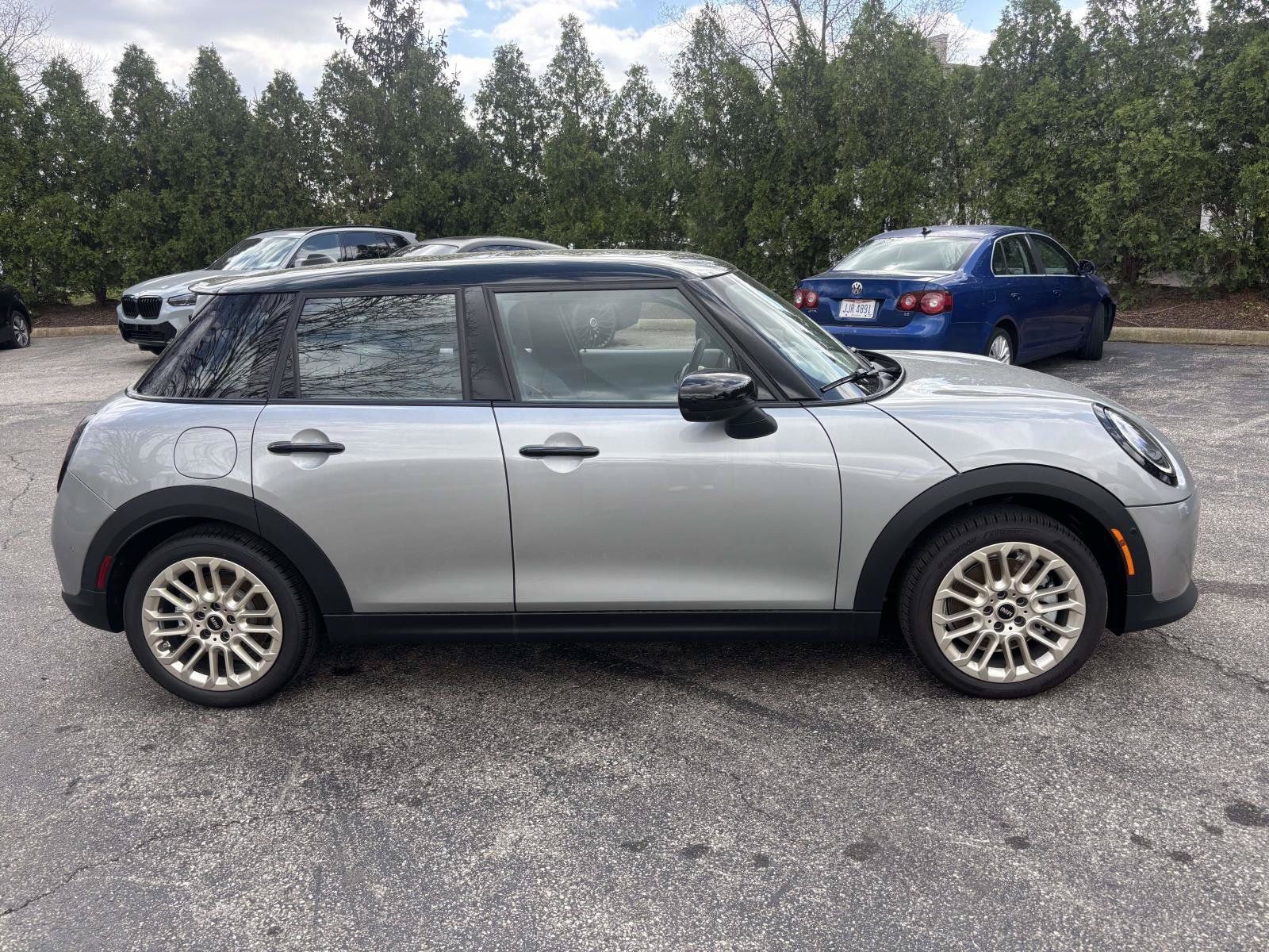 New 2026 MINI Cooper S FWD image 4