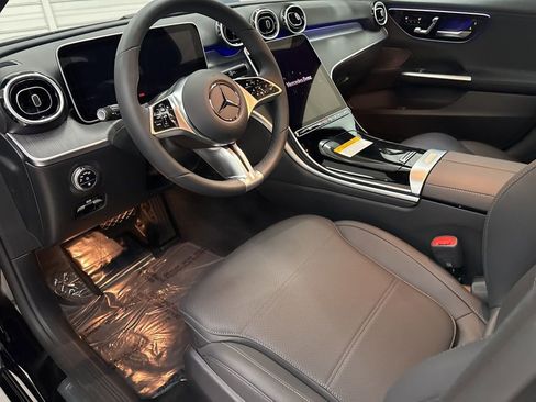 Used 2025 Mercedes-Benz C 300 Sedan image 12