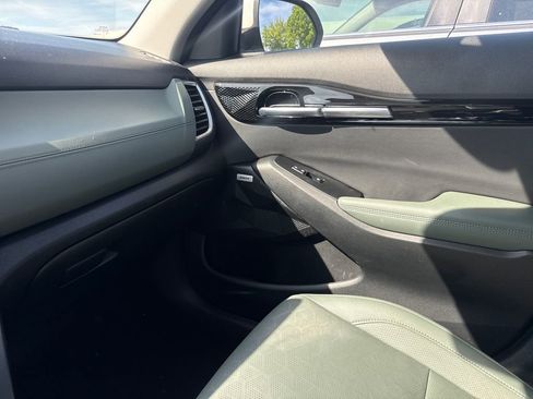 Used 2024 Kia Seltos SX image 31
