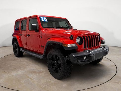 Used 2020 Jeep Wrangler Unlimited Sahara image 2