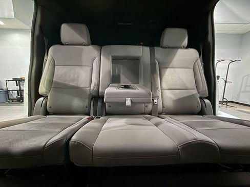 Certified 2024 GMC Yukon XL SLT image 29