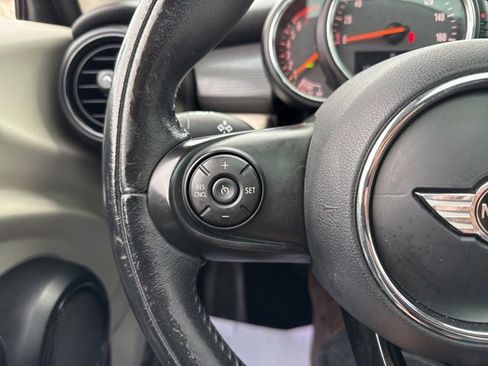 Used 2016 MINI Cooper 2-Door Hardtop image 30