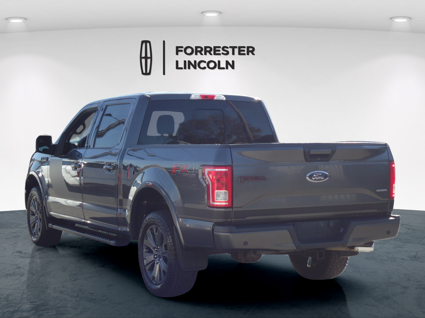 Used 2016 Ford F150 XLT w/ Equipment Group 302A Luxury AWD/4WD image 5