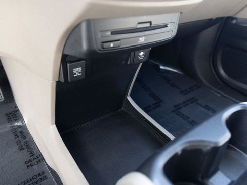 Used 2019 Honda Odyssey Elite image 23