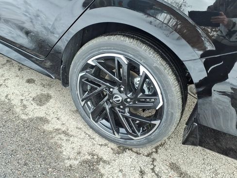 New 2026 Nissan Sentra SR w/ SR All Weather Package FWD image 4