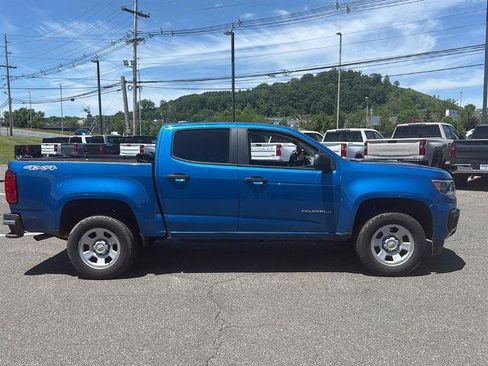 Used 2022 Chevrolet Colorado W/T w/ WT Convenience Package AWD/4WD image 8