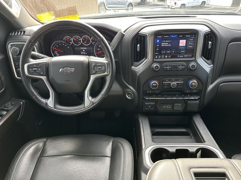 Used 2020 Chevrolet Silverado 1500 RST image 16