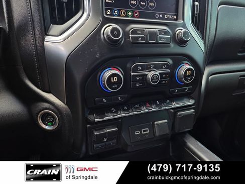 Used 2019 Chevrolet Silverado 1500 LT Trail Boss AWD/4WD image 19