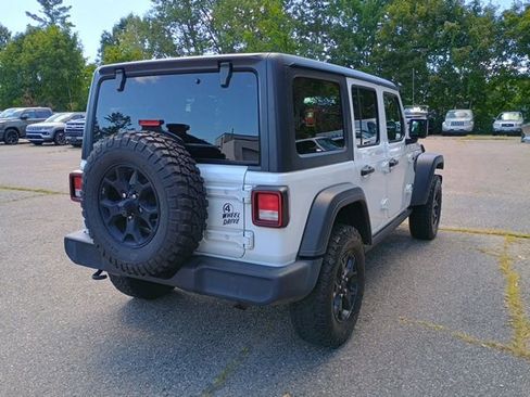 Used 2021 Jeep Wrangler Unlimited Sport AWD/4WD image 5