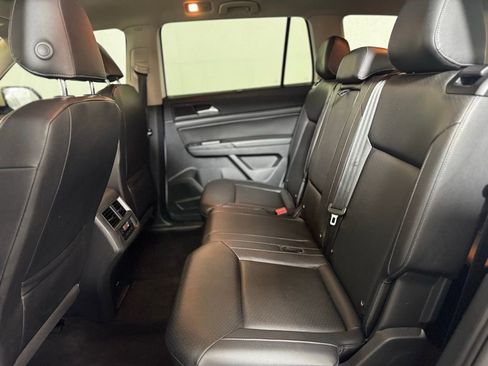 Used 2020 Volkswagen Atlas SE w/ Panoramic Sunroof Package image 23