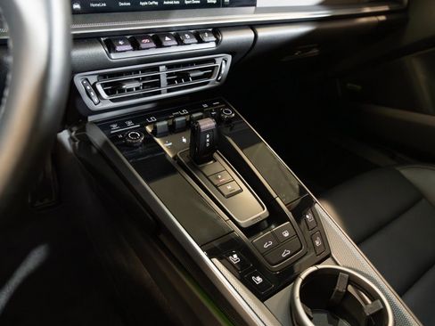 Certified 2022 Porsche 911 Carrera S RWD image 27