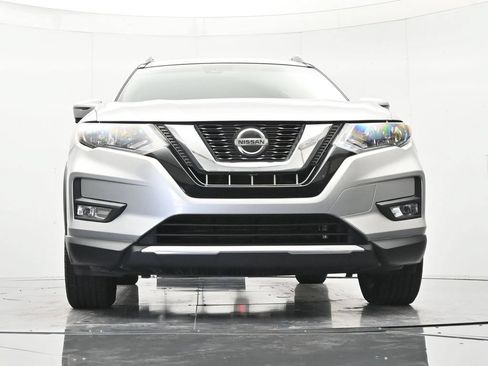 Used 2019 Nissan Rogue SL FWD image 38