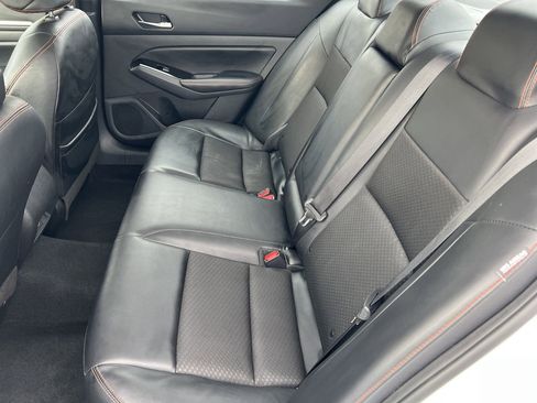 Used 2024 Nissan Altima 2.5 SR image 24