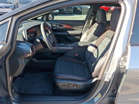 New 2026 Chevrolet Equinox EV RS image 6