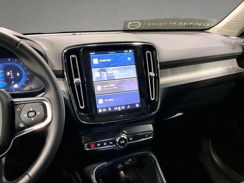 Certified 2023 Volvo XC40 B5 Plus w/ Protection Package Premier AWD/4WD image 9