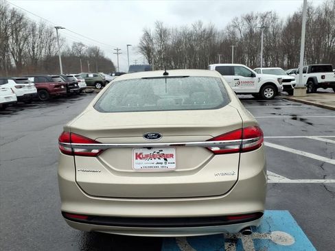 Used 2018 Ford Fusion S FWD image 3