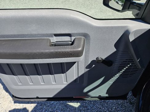 Used 2015 Ford F350 XL RWD image 27