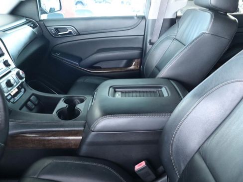 Used 2016 Chevrolet Tahoe LT w/ LT Signature Package RWD image 17