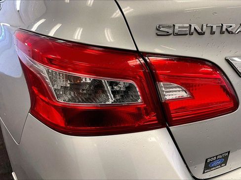 Used 2019 Nissan Sentra SV image 28