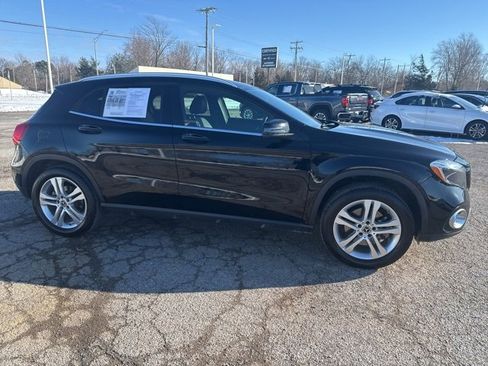 Used 2019 Mercedes-Benz GLA 250 4MATIC image 4