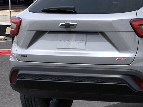 New 2026 Chevrolet Trax RS w/ Driver Confidence Package image 14