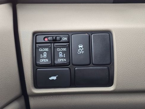 Used 2012 Honda Odyssey EX-L image 35