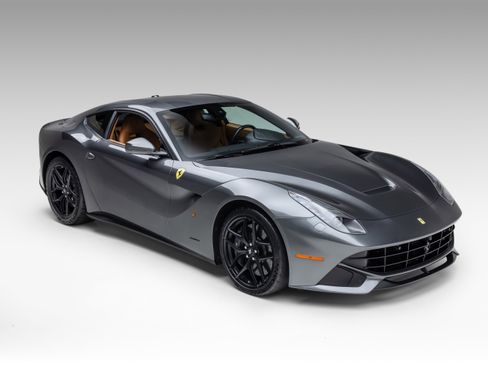 Certified 2015 Ferrari F12 Berlinetta image 7