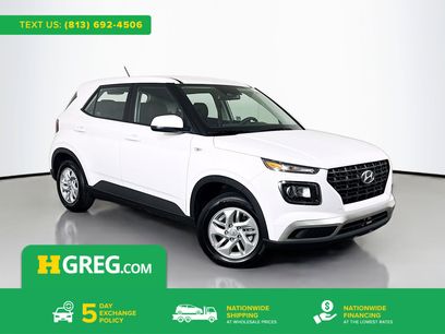 Used 2025 Hyundai Venue SE