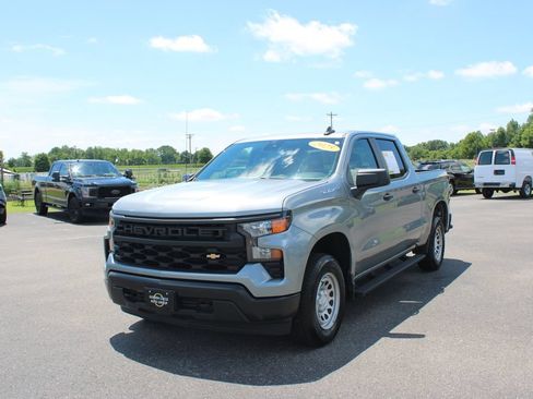 Used 2025 Chevrolet Silverado 1500 W/T w/ WT Value Package AWD/4WD image 4