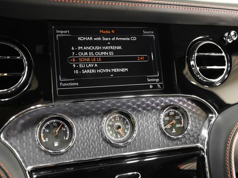 Used 2013 Bentley Mulsanne image 19