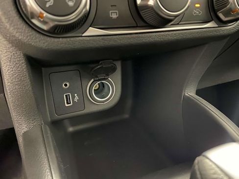 New 2025 Nissan Kicks Play S FWD image 15