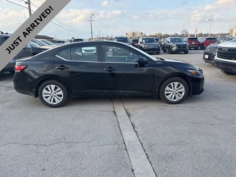 Certified 2025 Nissan Sentra S image 4