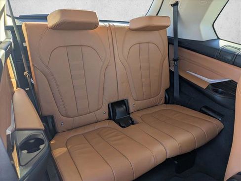 Used 2021 BMW X7 xDrive40i image 22